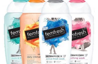 Dung dịch vệ sinh phụ nữ Femfresh Daily Intimate Wash 250ml