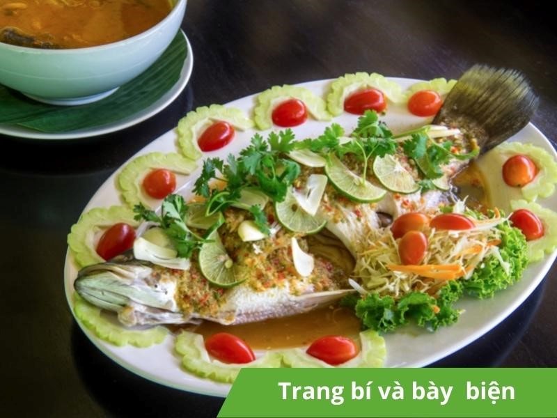 Trang trí cá hấp bằng lò vi sóng