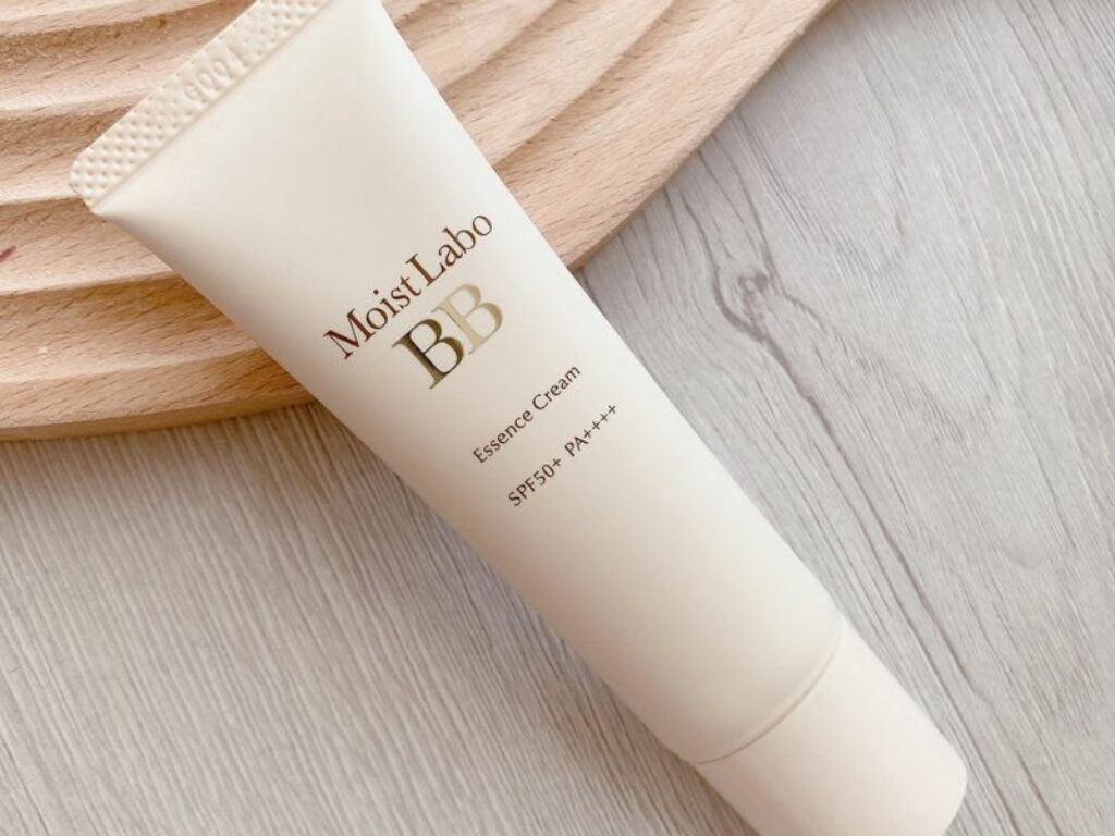 Meishoku Moist-Labo BB Essence Cream SPF50 PA++++ mỏng nhẹ 